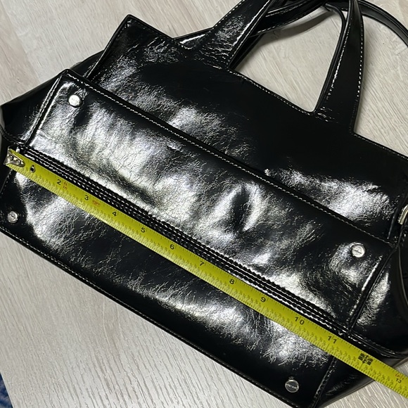 ✨Calvin Klein shiny black purse. Silver zipper. ✨ - Picture 6 of 7